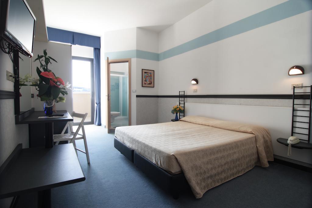 Hotel Acropolis Каттоліка Номер фото